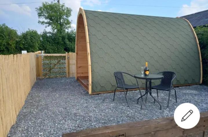 Pen Y Buarth Pod - Caravan Site Caernarfon Ngoại thất bức ảnh
